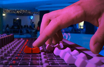 immagine studio mobile studio registrazione portatile per fonici e tecnici audio